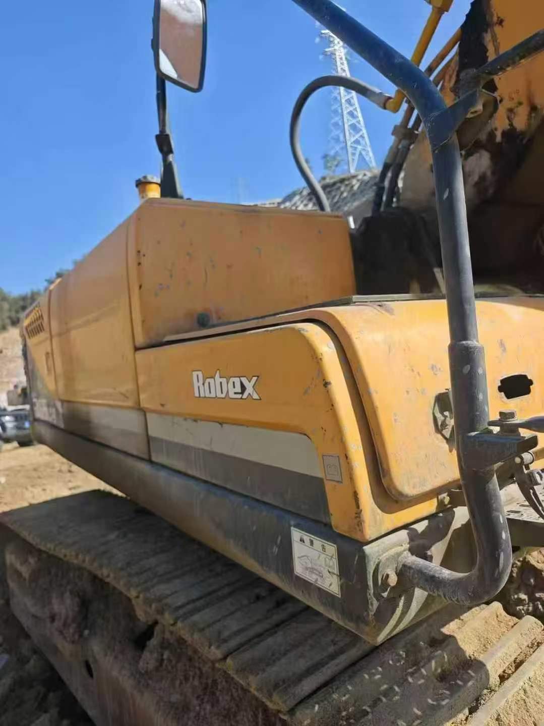 Used Hyundai R335LC-9T Excavator 2016 Model / 6