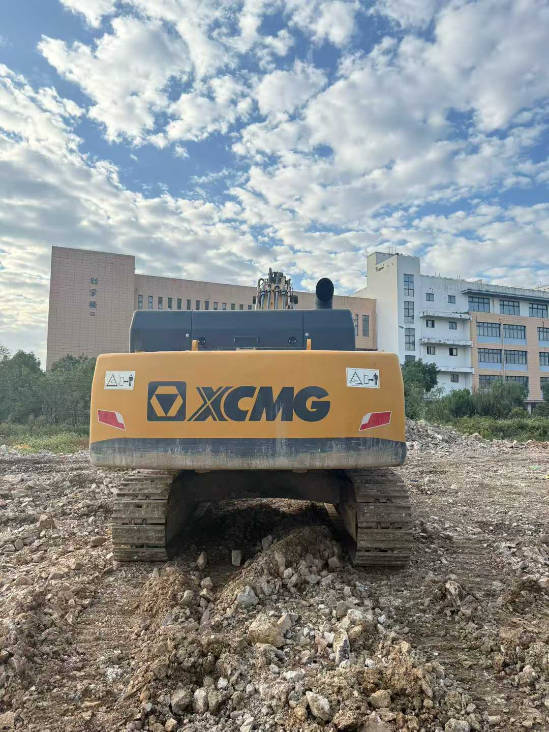 Used XCMG XE60 Excavator 2021 Model / 2