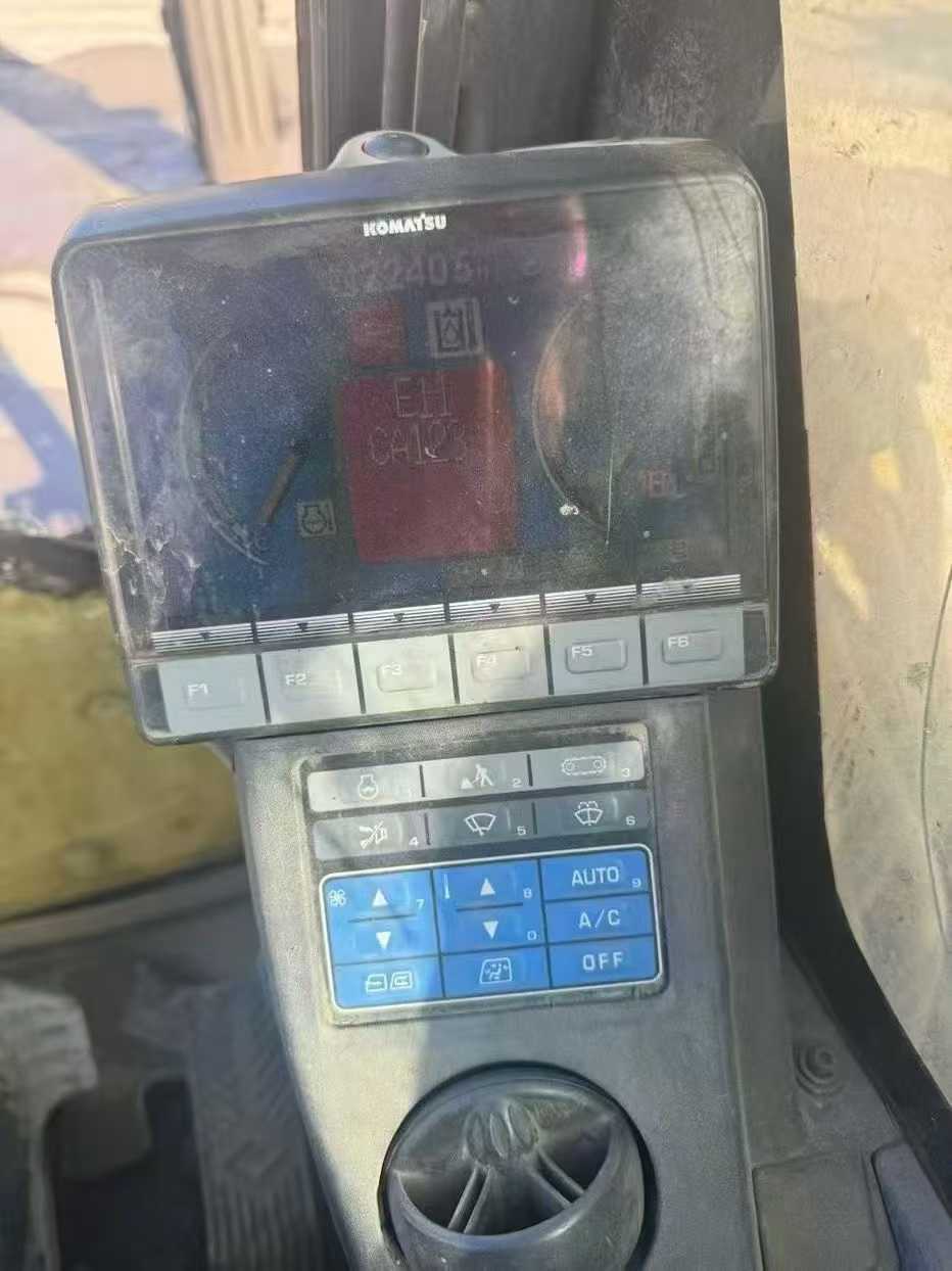 Used Komatsu PC60-8 Excavator 2018 Model / 8