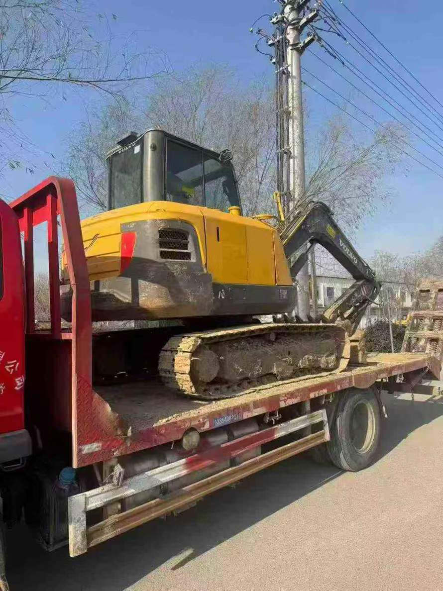 Used Volvo EC60 Excavator 2015 Model / 2