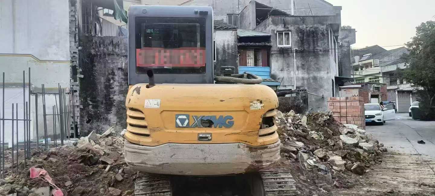 Used XCMG XE60 Excavator 2017 Model / 2