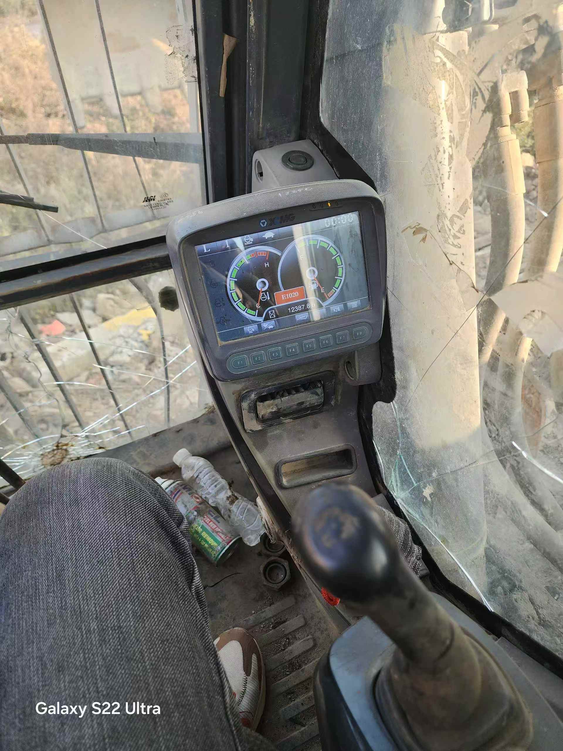 Used XCMG XE470 Excavator 2018 Model / 6