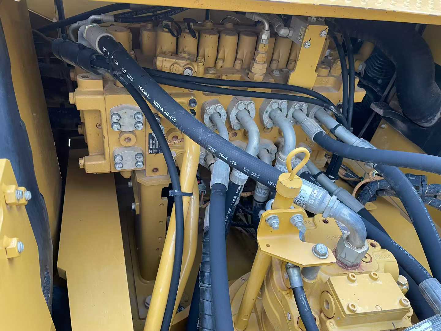 Used Caterpillar 330L Excavator 2020 Model / 4