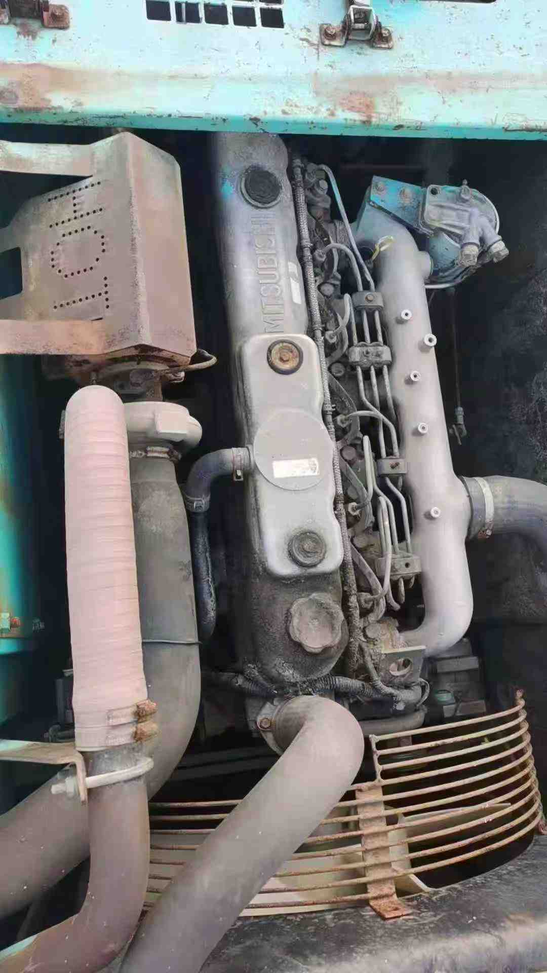 Used Kobelco SK200-6 Excavator 2016 Model / 4