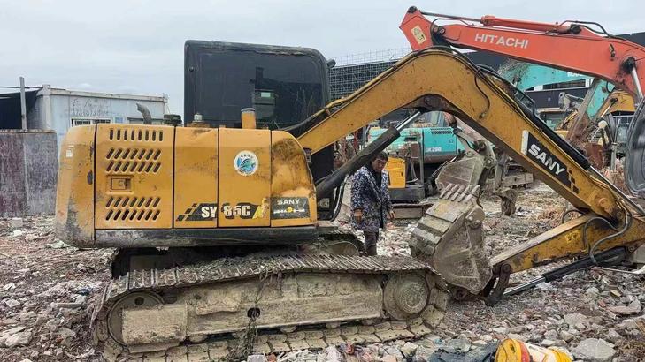 Buy Sany SY75 Used Excavator / 1