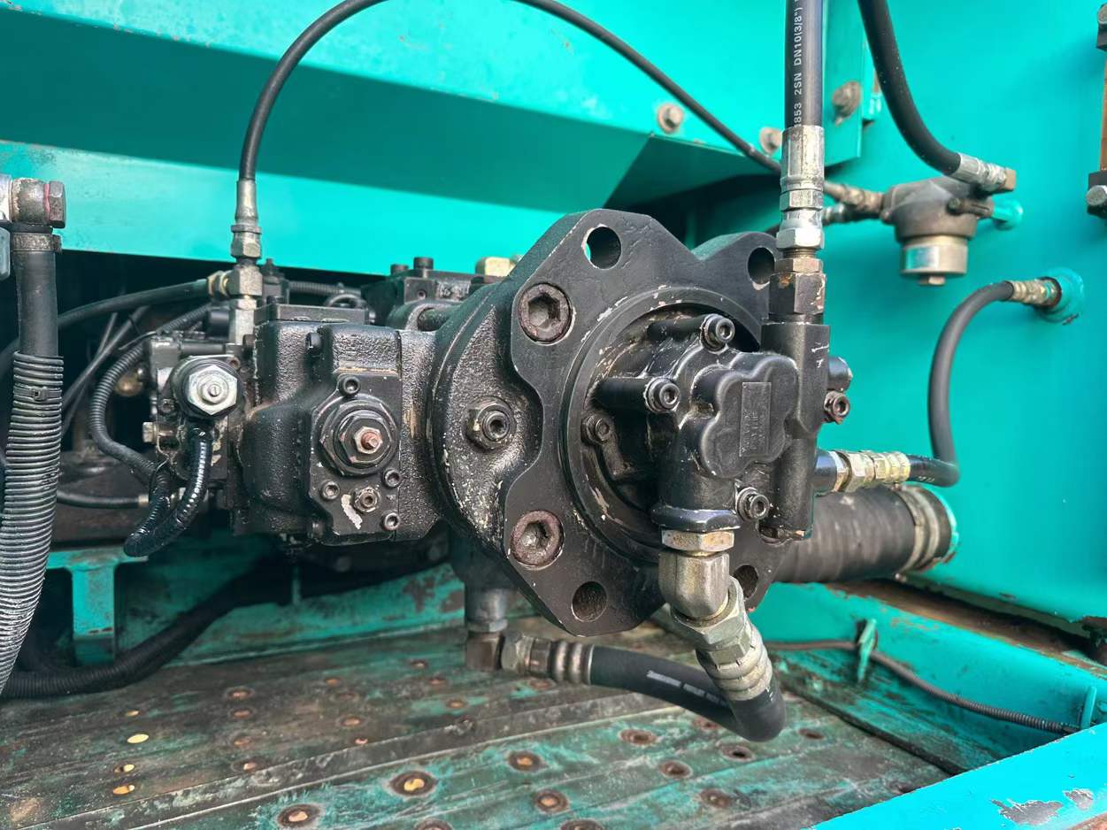 Used Kobelco SK200-10 Excavator 2016 Model / 6