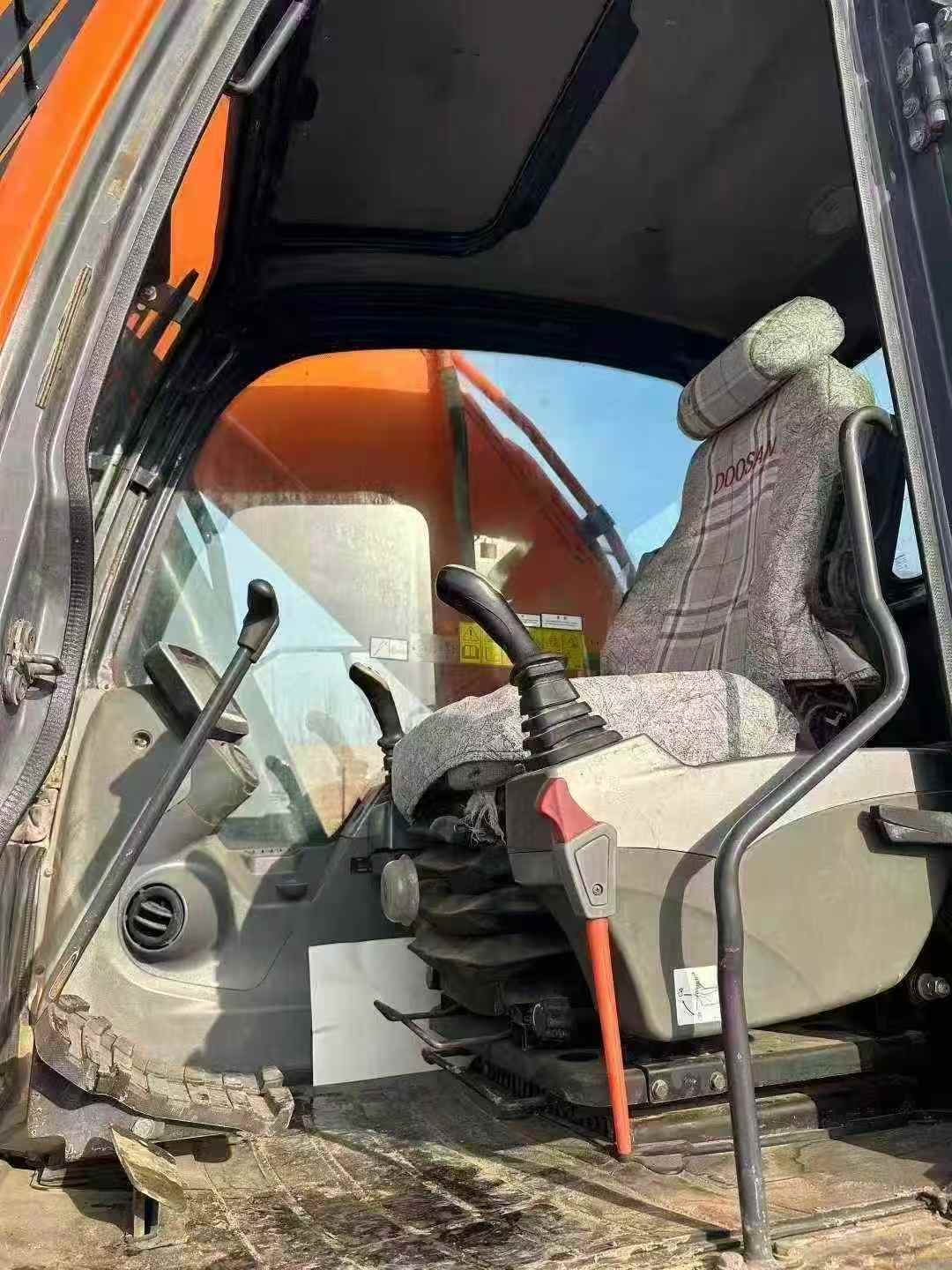 Used Doosan DL300 Excavator 2018 Model / 2