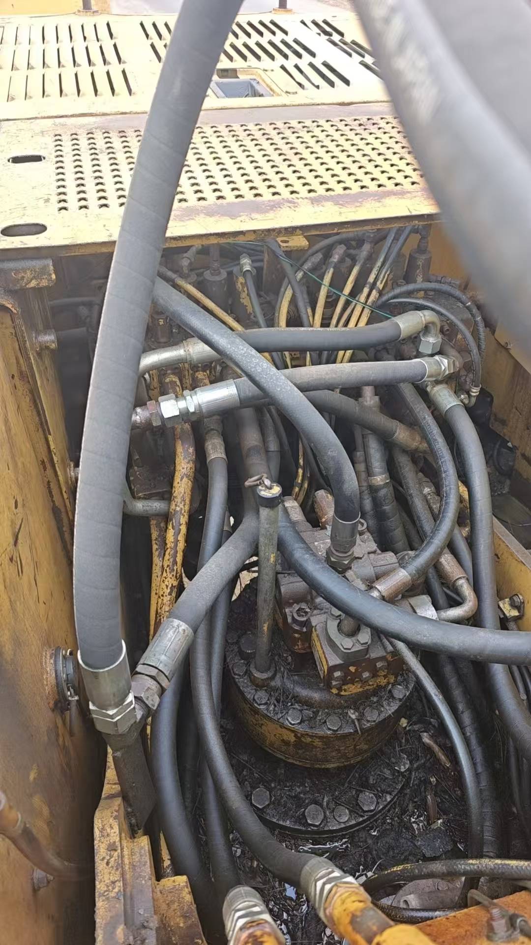 Used Caterpillar CT20 Excavator 2016 Model / 4