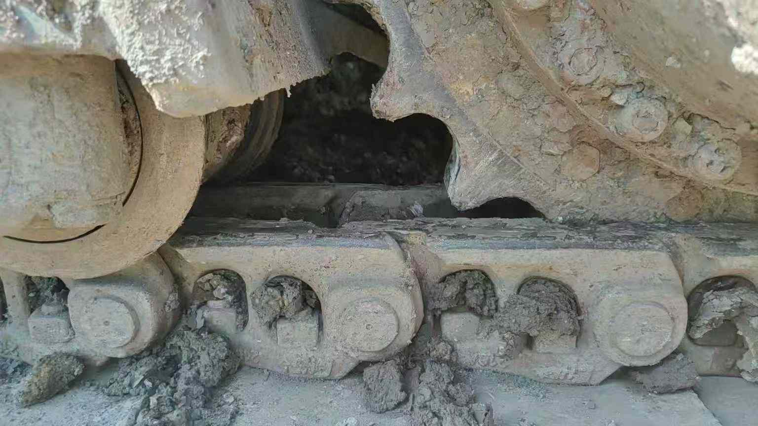 Used Caterpillar CT195 Excavator 2017 Model / 6