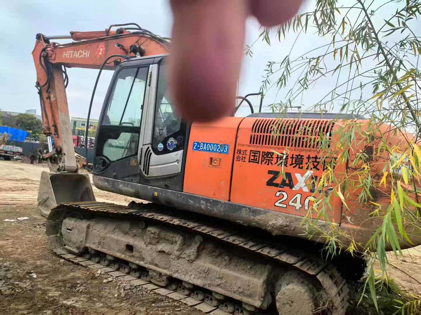 Used Hitachi ZAXIS200 Excavator 2012 Model / 8