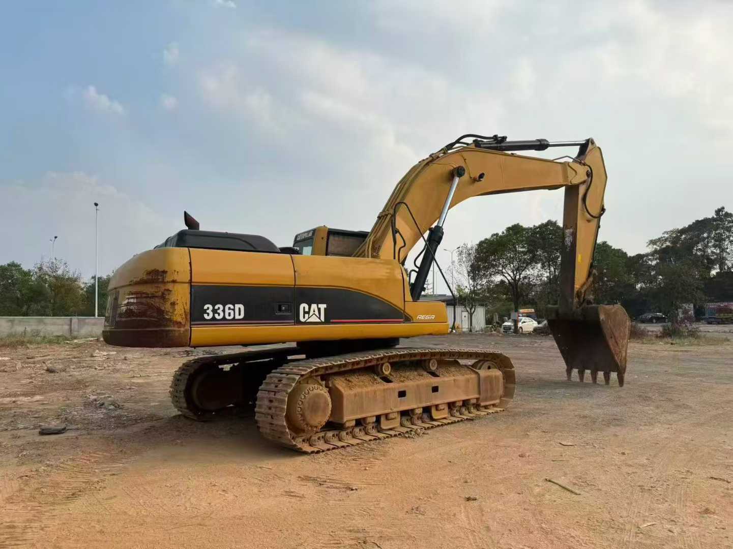 Used Caterpillar CT20 Excavator 2016 Model / 2