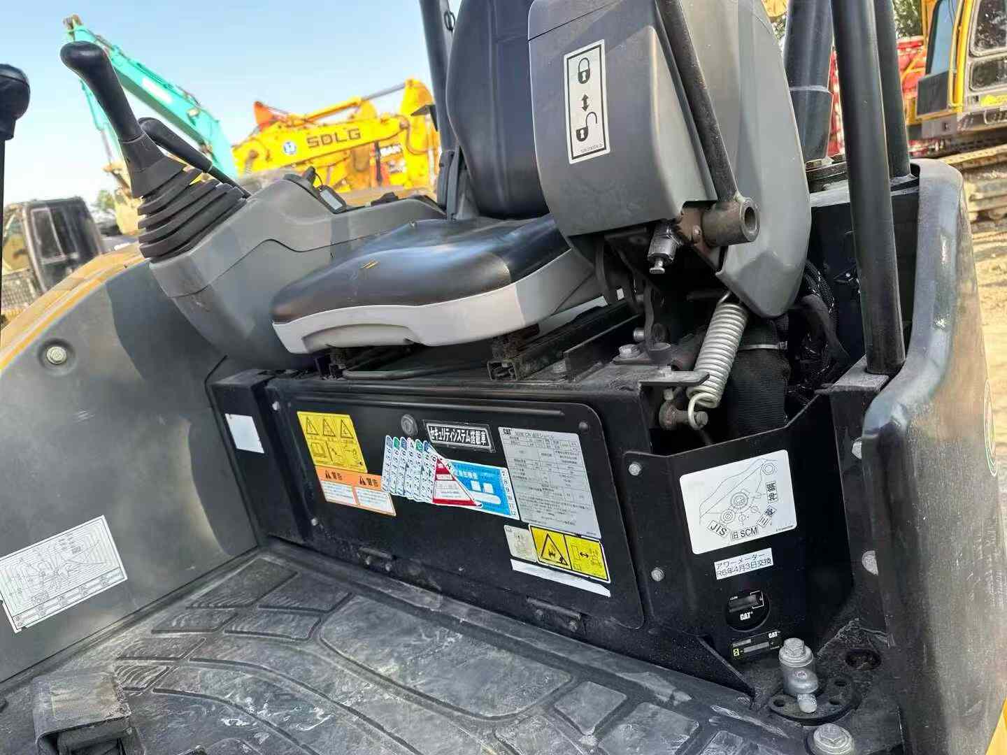 Used Caterpillar 303SR Excavator 2016 Model / 5