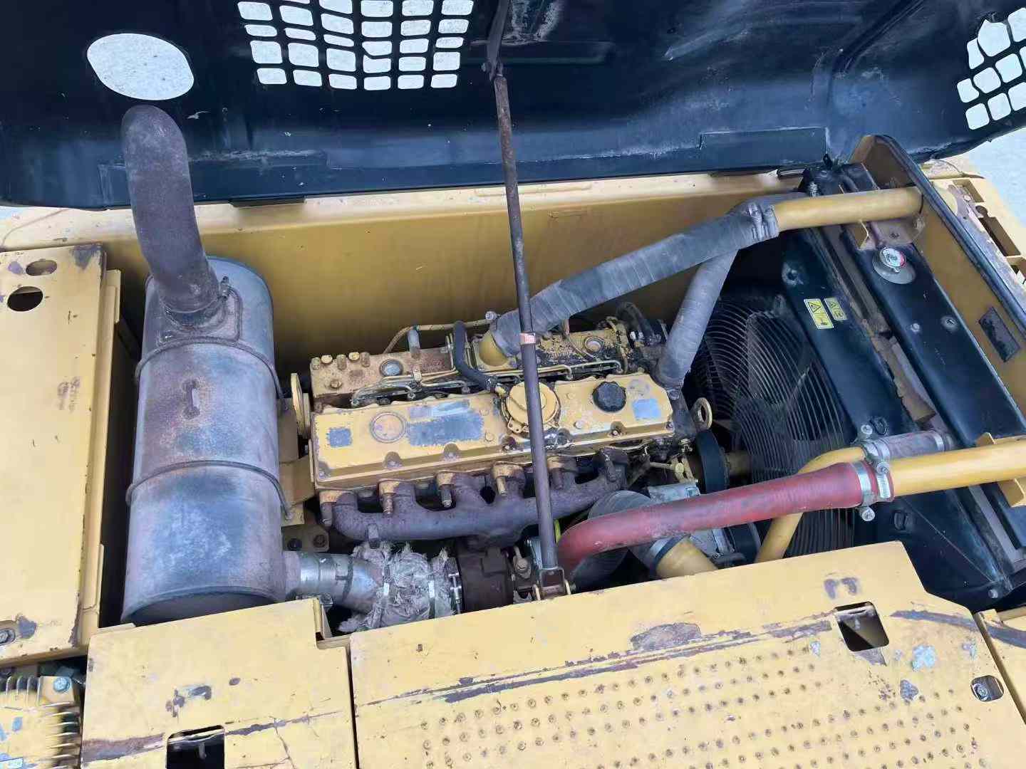 Used Caterpillar 320D Excavator 2014 Model / 7