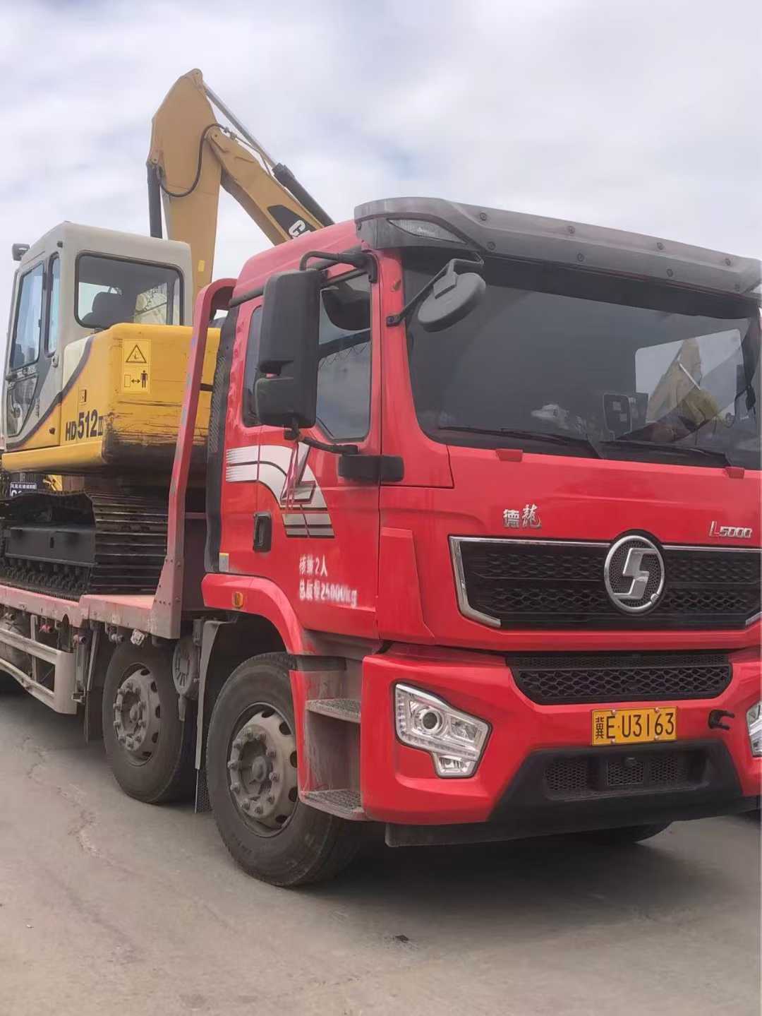 Used Kato HD512 Excavator 2016 Model / 3