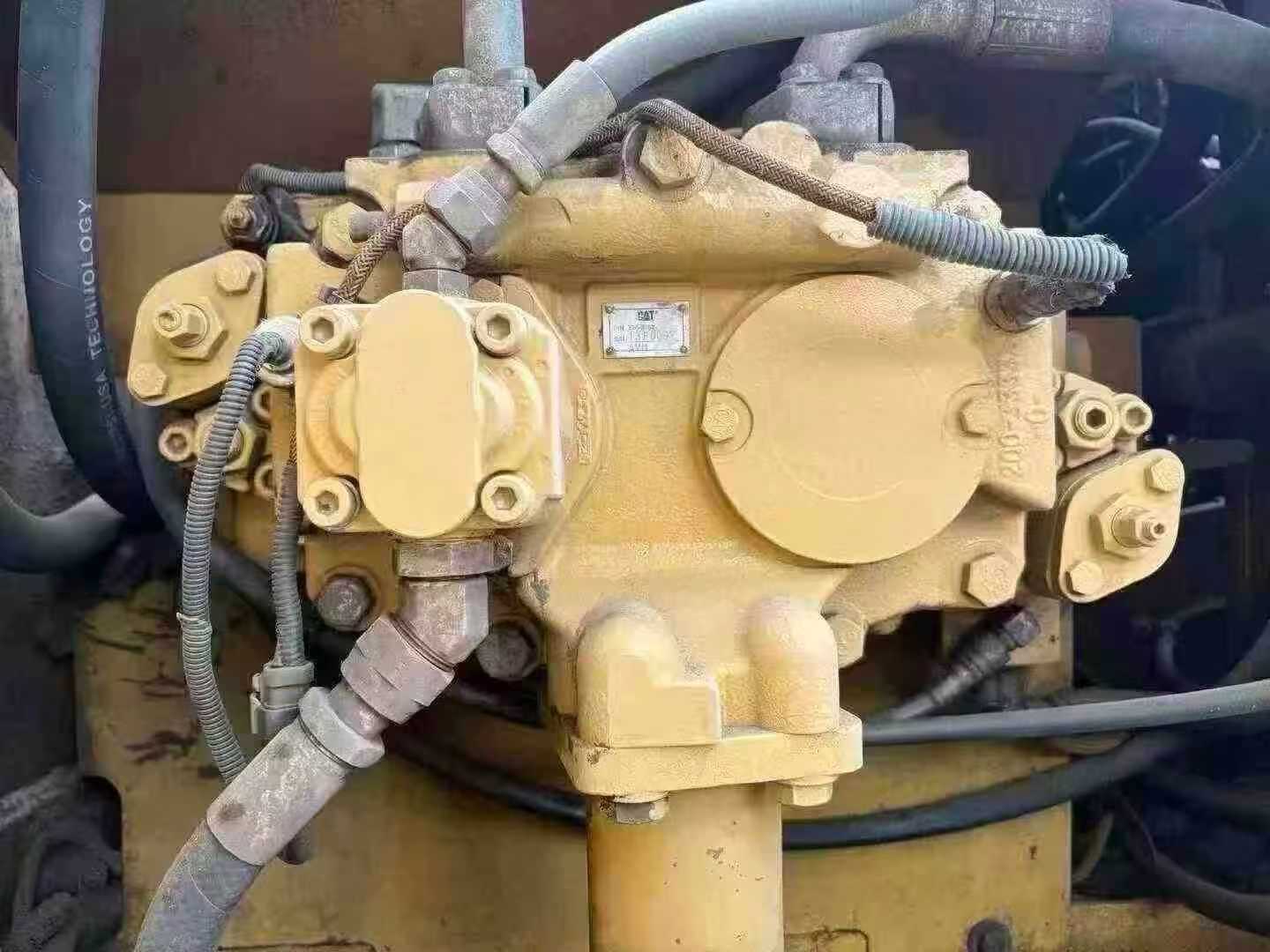 Used Caterpillar 320D Excavator 2013 Model / 7