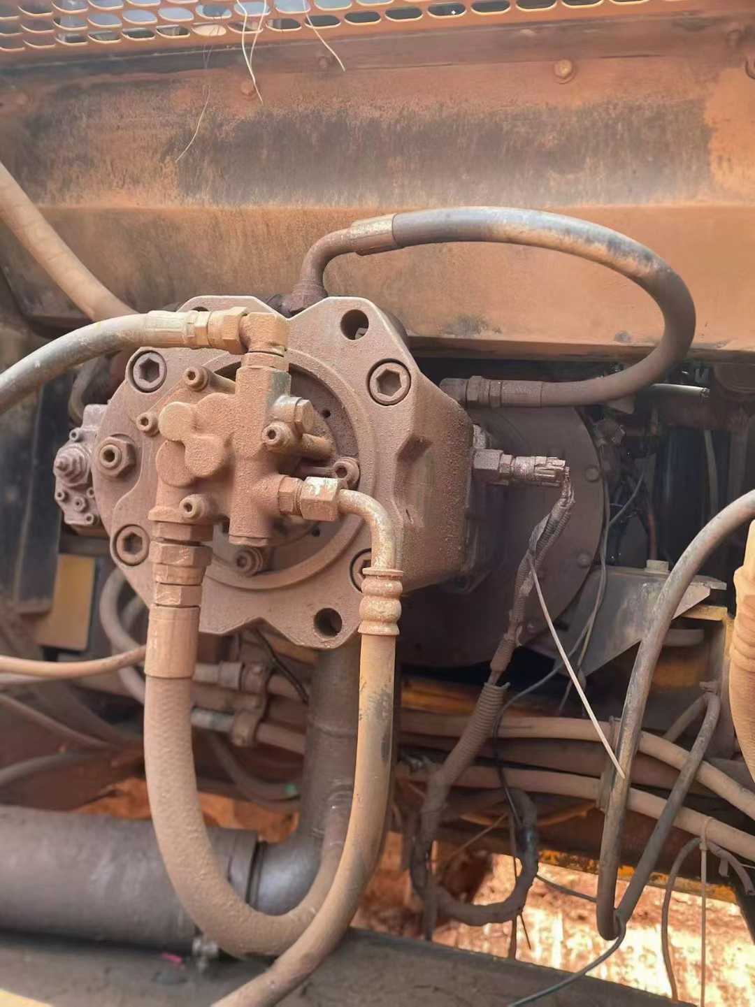 Used Kato HD1430 Excavator 2018 Model / 6