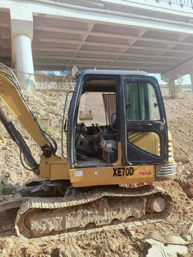 Used XCMG XE60 Excavator 2022 Model / 4