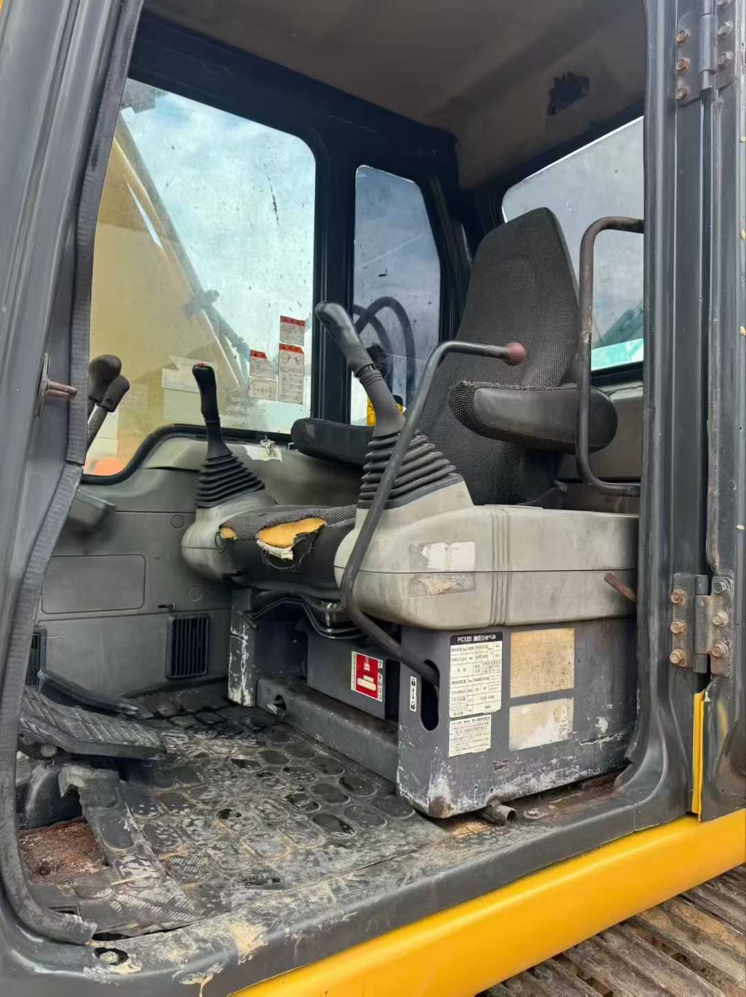 Used Komatsu PC120-6E Excavator 2016 Model / 4
