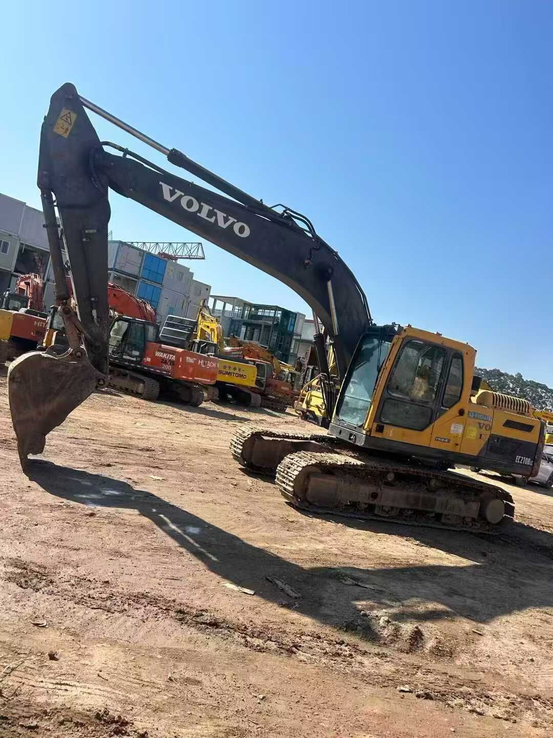 Used Volvo EW210C Excavator 2016 Model / 2