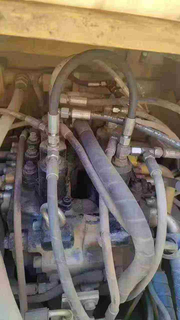 Used XCMG XE600DK Excavator 2021 Model / 9