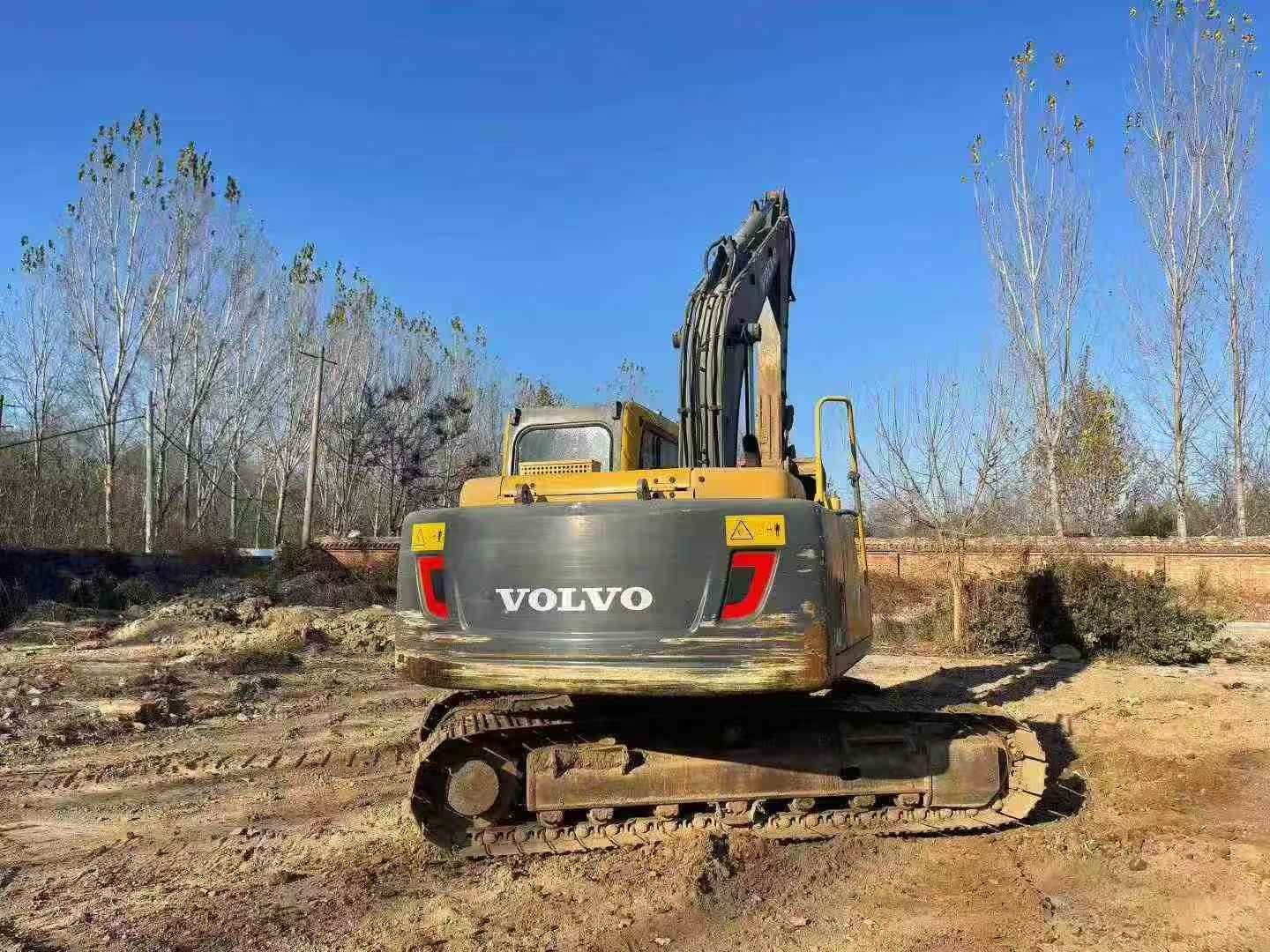 Used Volvo EC140DL Excavator 2016 Model / 2