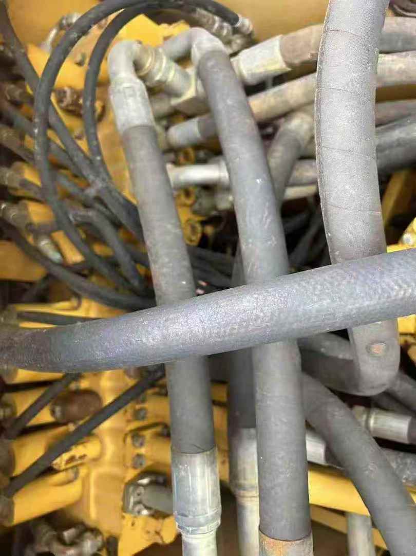 Used Caterpillar 320D Excavator 2015 Model / 6