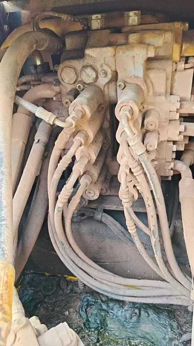 Used Kato HD1430 Excavator 2016 Model / 2