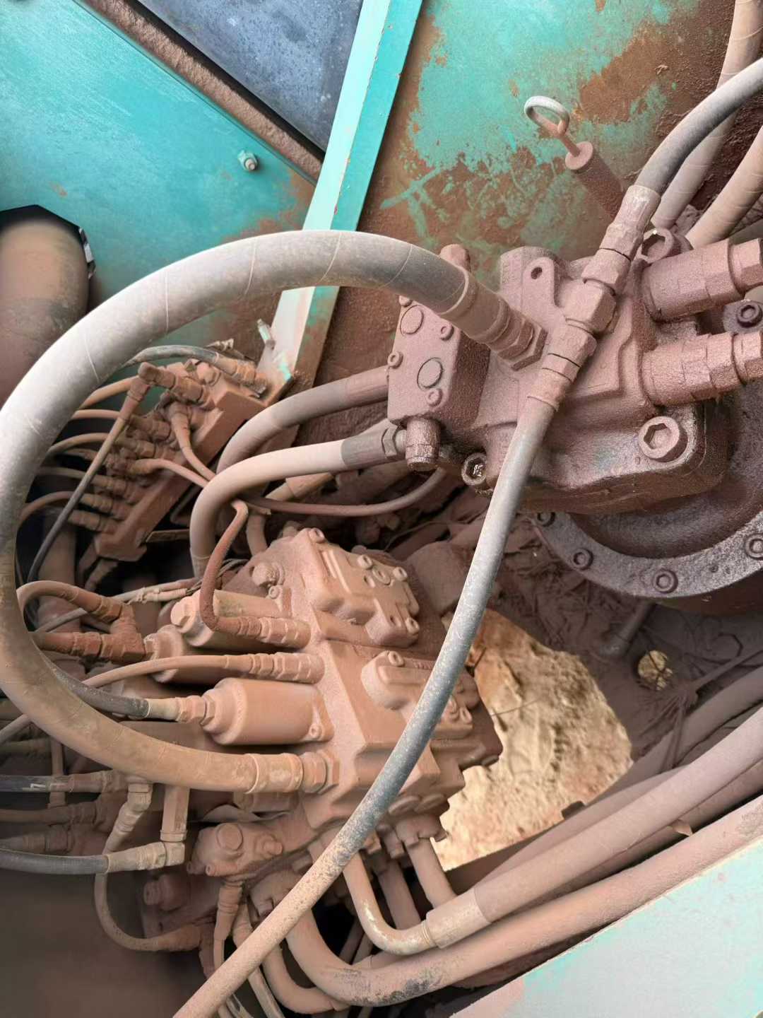 Used Kobelco SK210 Excavator 2016 Model / 8