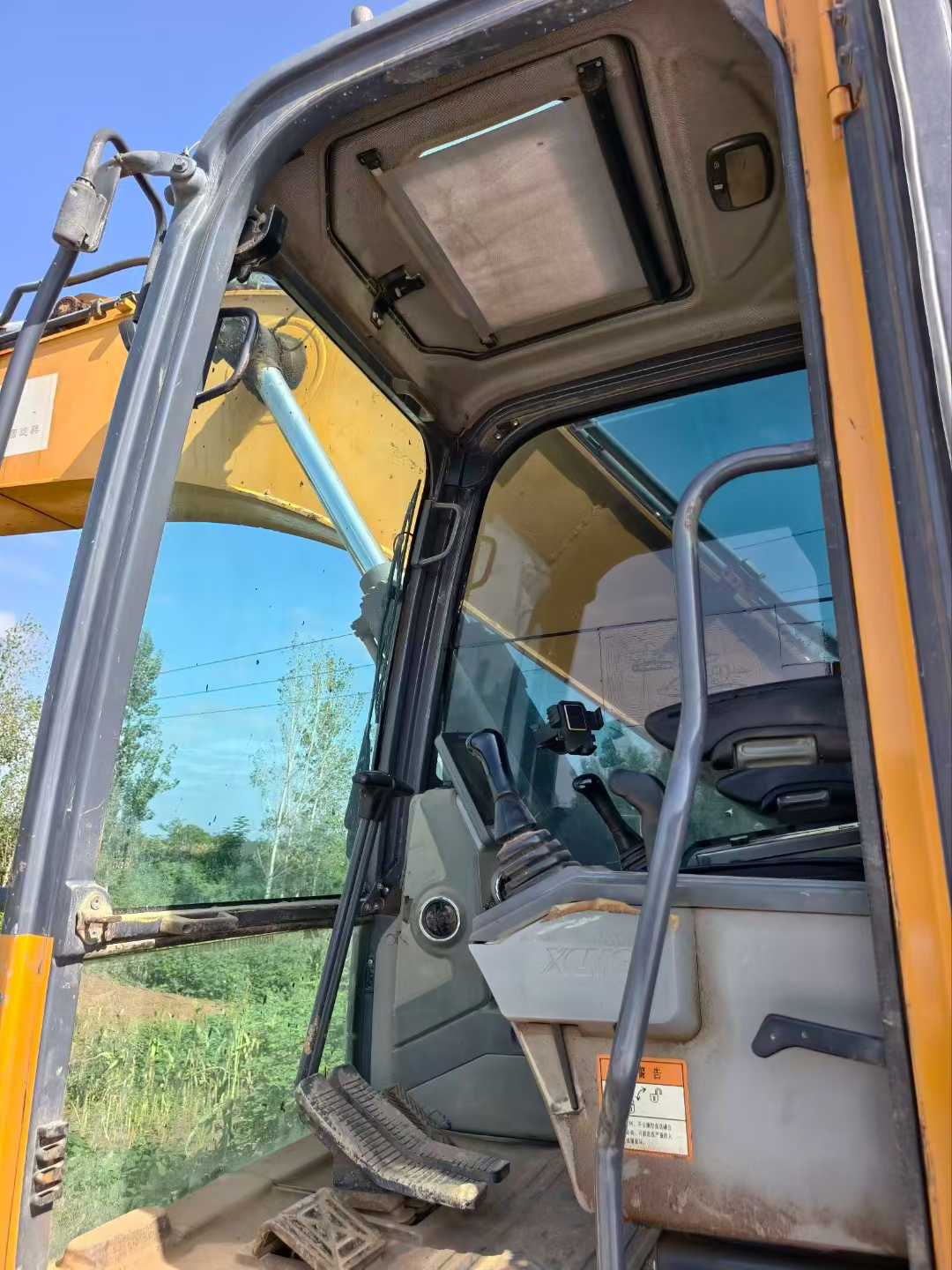 Used XCMG XE215 Excavator 2016 Model / 7