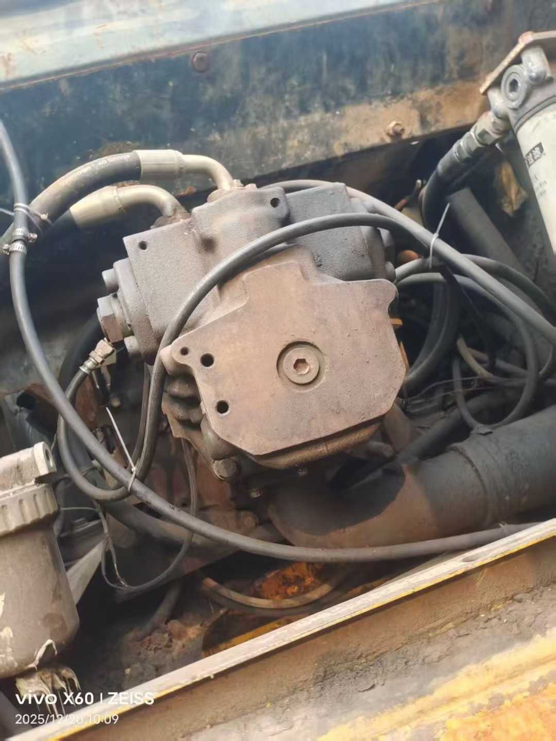 Used Komatsu PW220-7 Excavator 2016 Model / 6