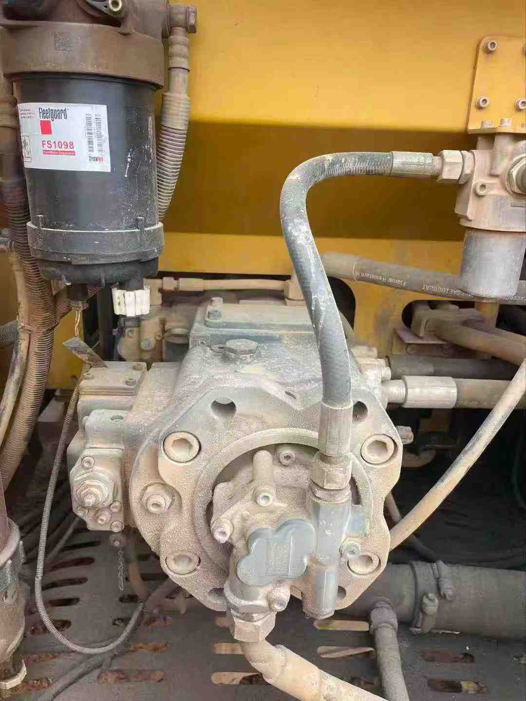 Used XCMG XE270DK Excavator 2020 Model / 4