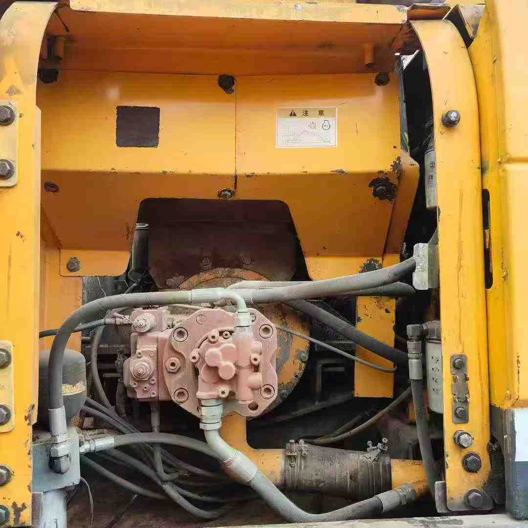 Used Hyundai HW150 Excavator 2016 Model / 4