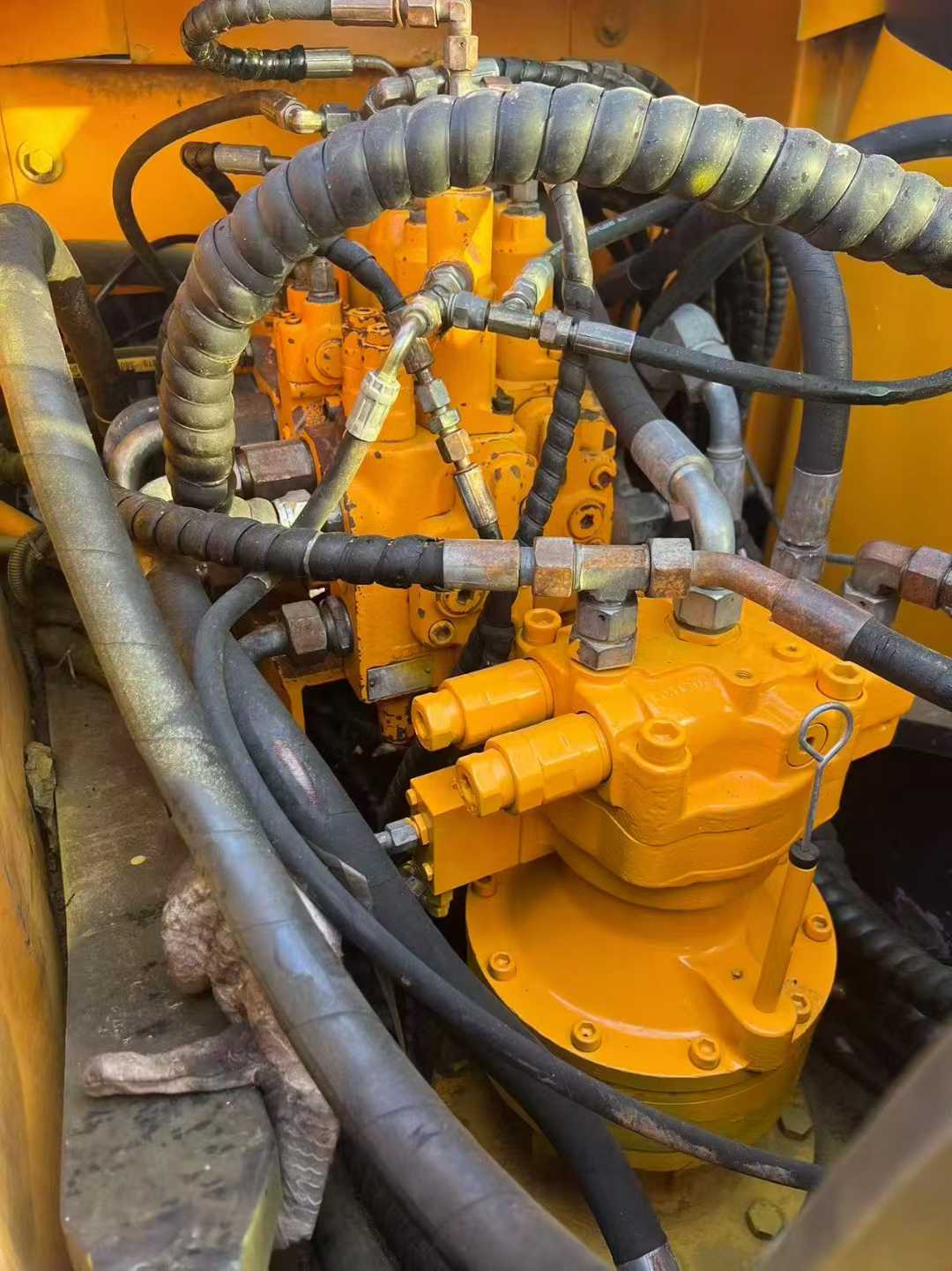 Used Sany SY135 Excavator 2016 Model / 6