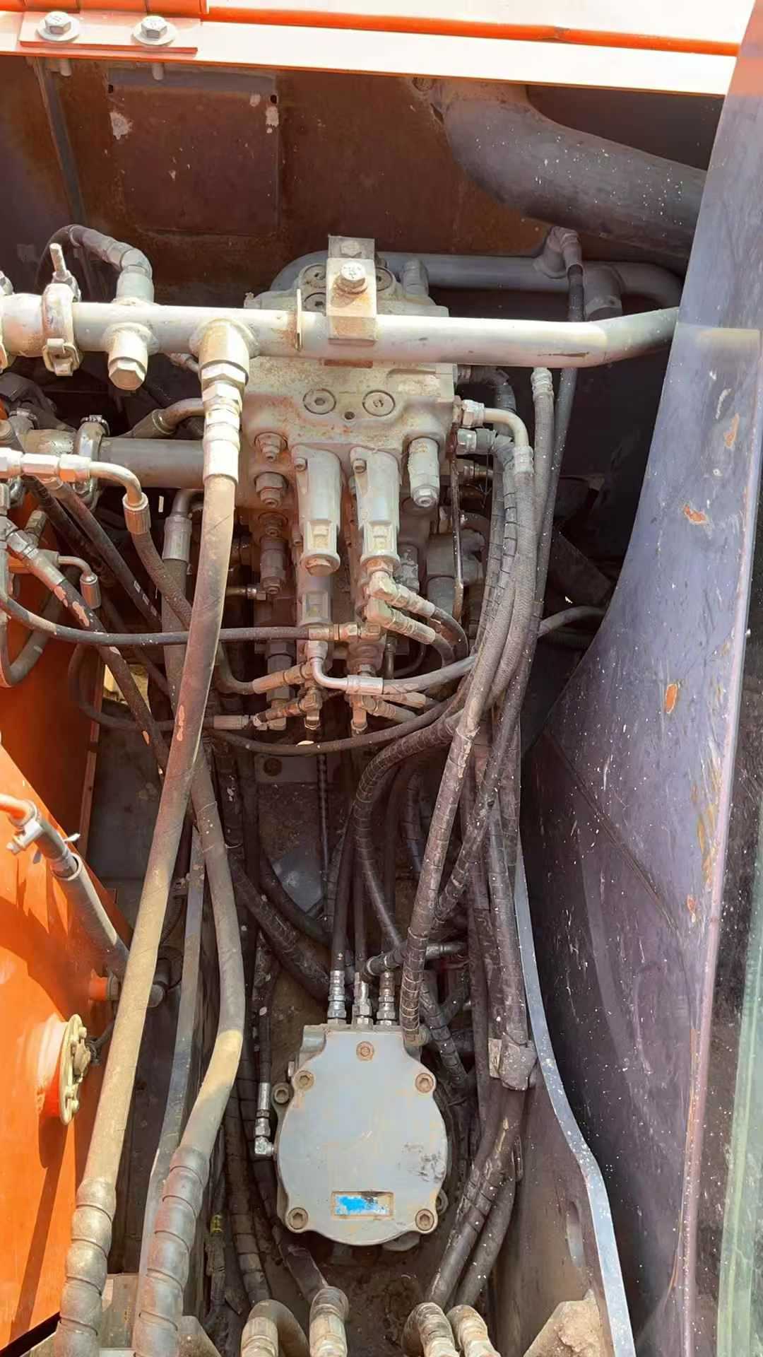 Used Hitachi ZX60 Excavator 2016 Model / 6