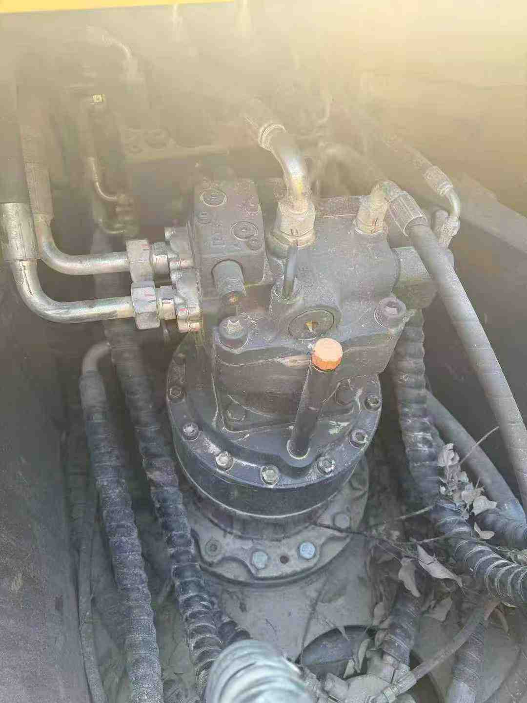 Used XCMG XE270GK Excavator 2022 Model / 4