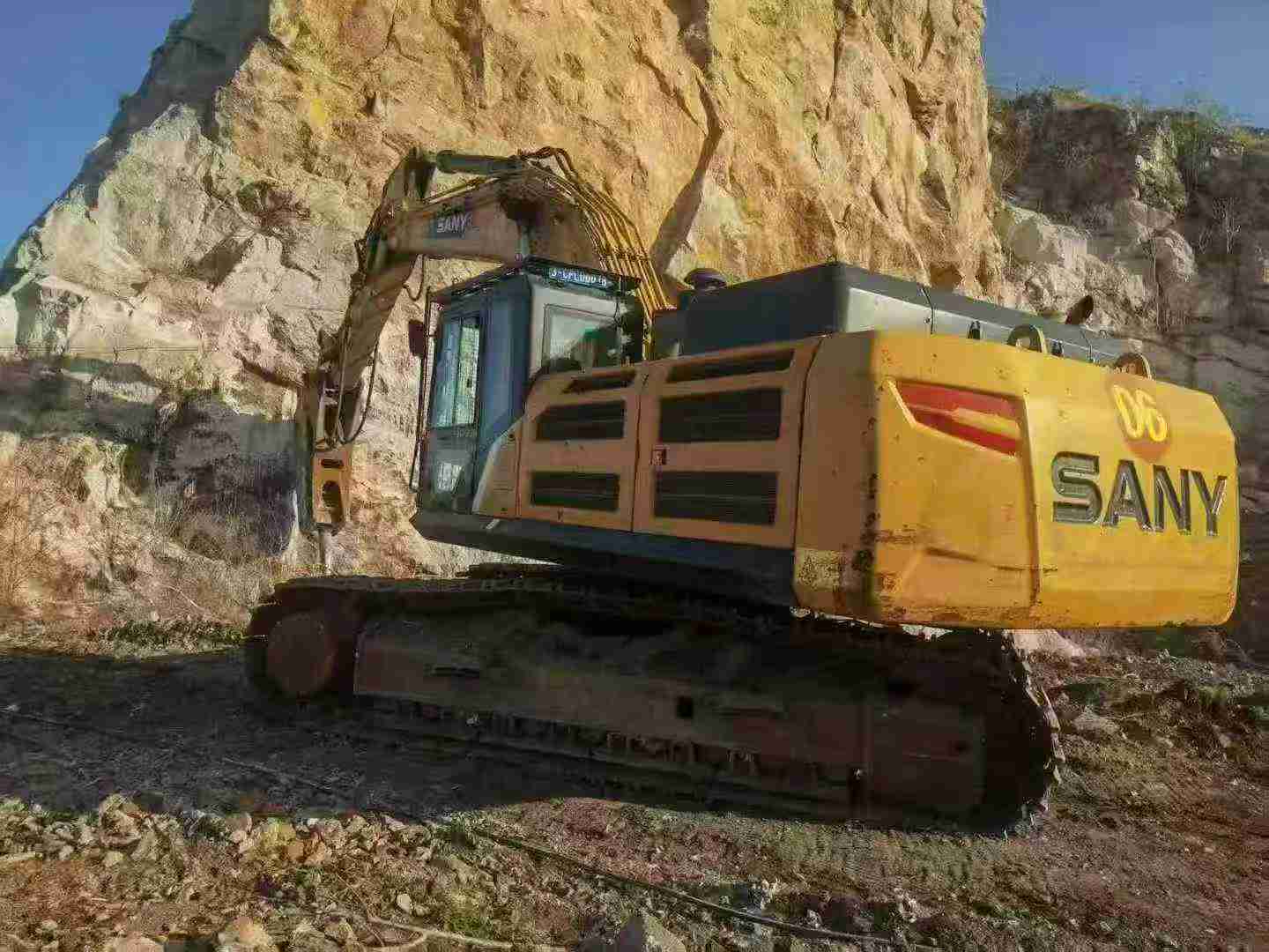 Used Sany SY85 Excavator 2020 Model / 2