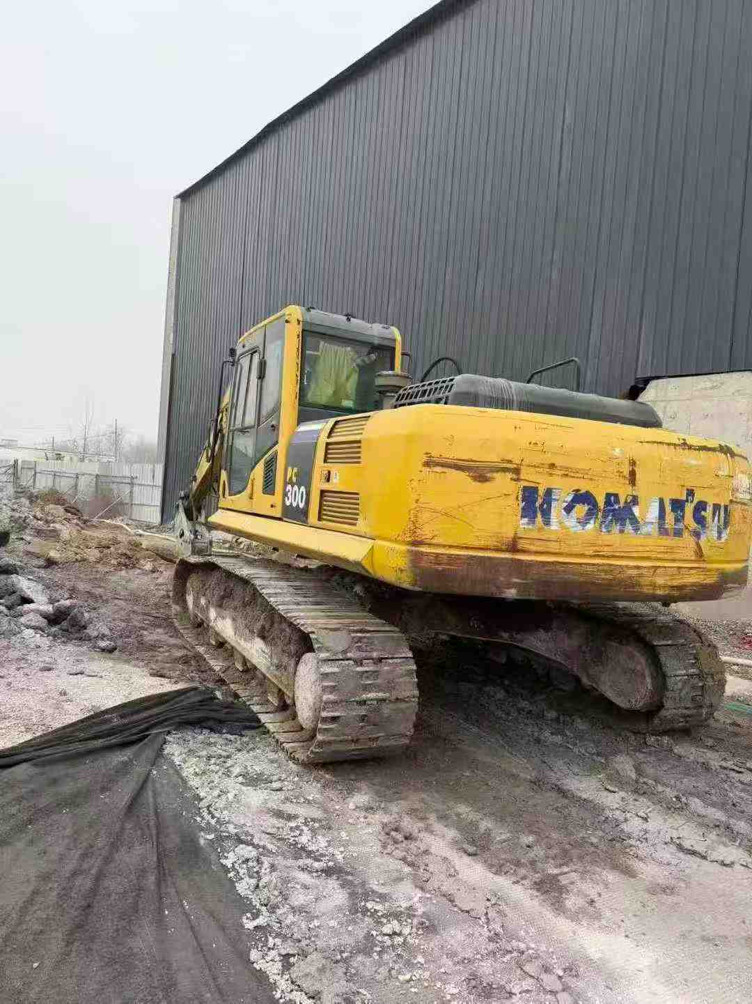 Used Komatsu PC240LC-8 Excavator 2013 Model / 2