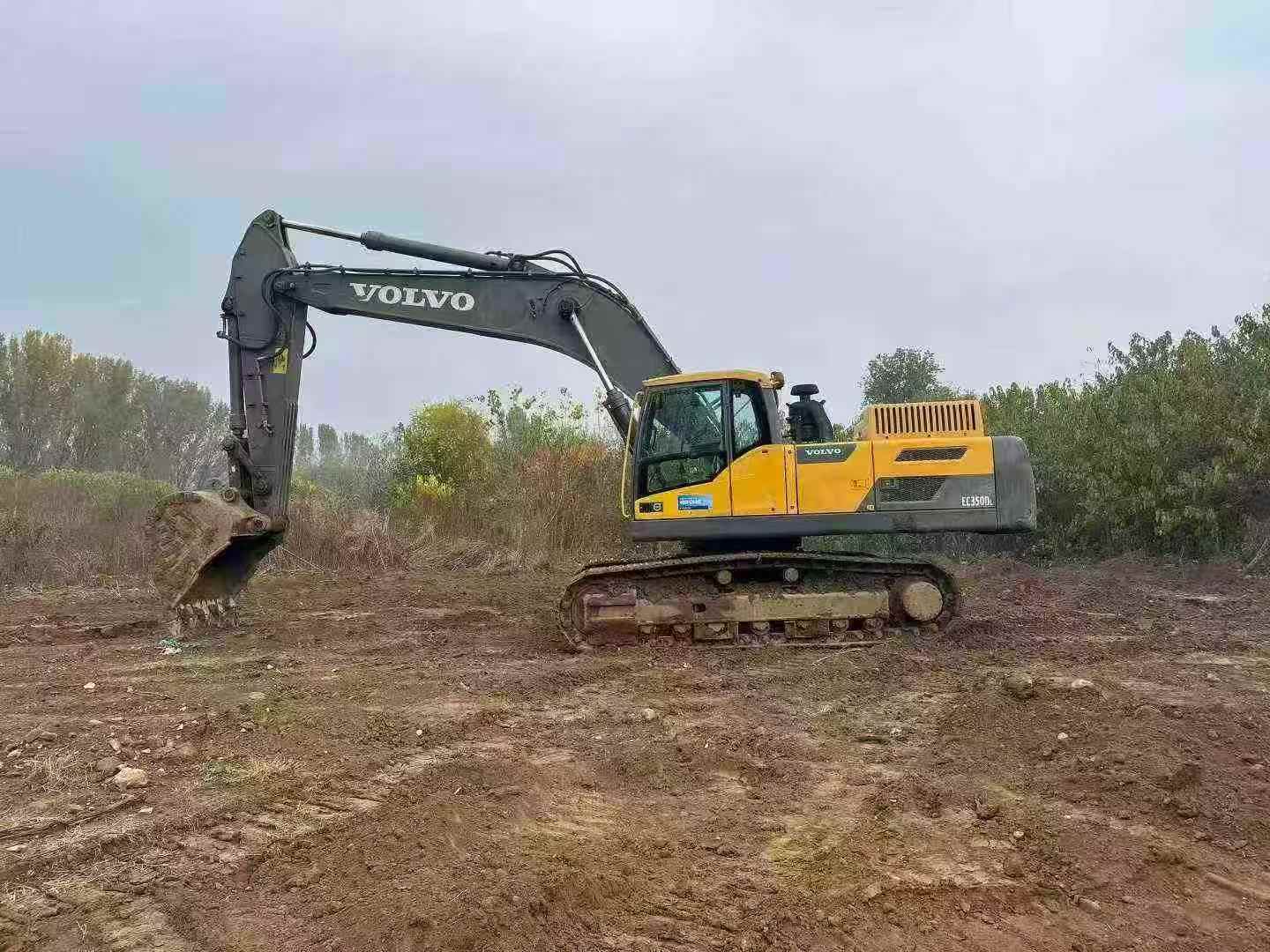 Used Volvo EW50 Excavator 2016 Model / 9