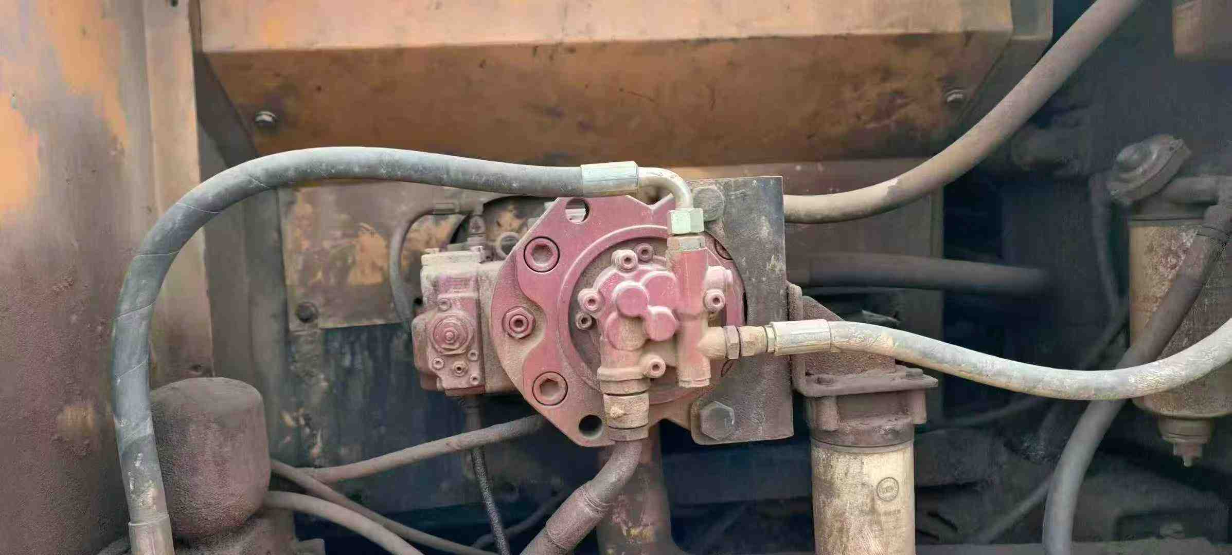 Used Hyundai HX305L Excavator 2016 Model / 2