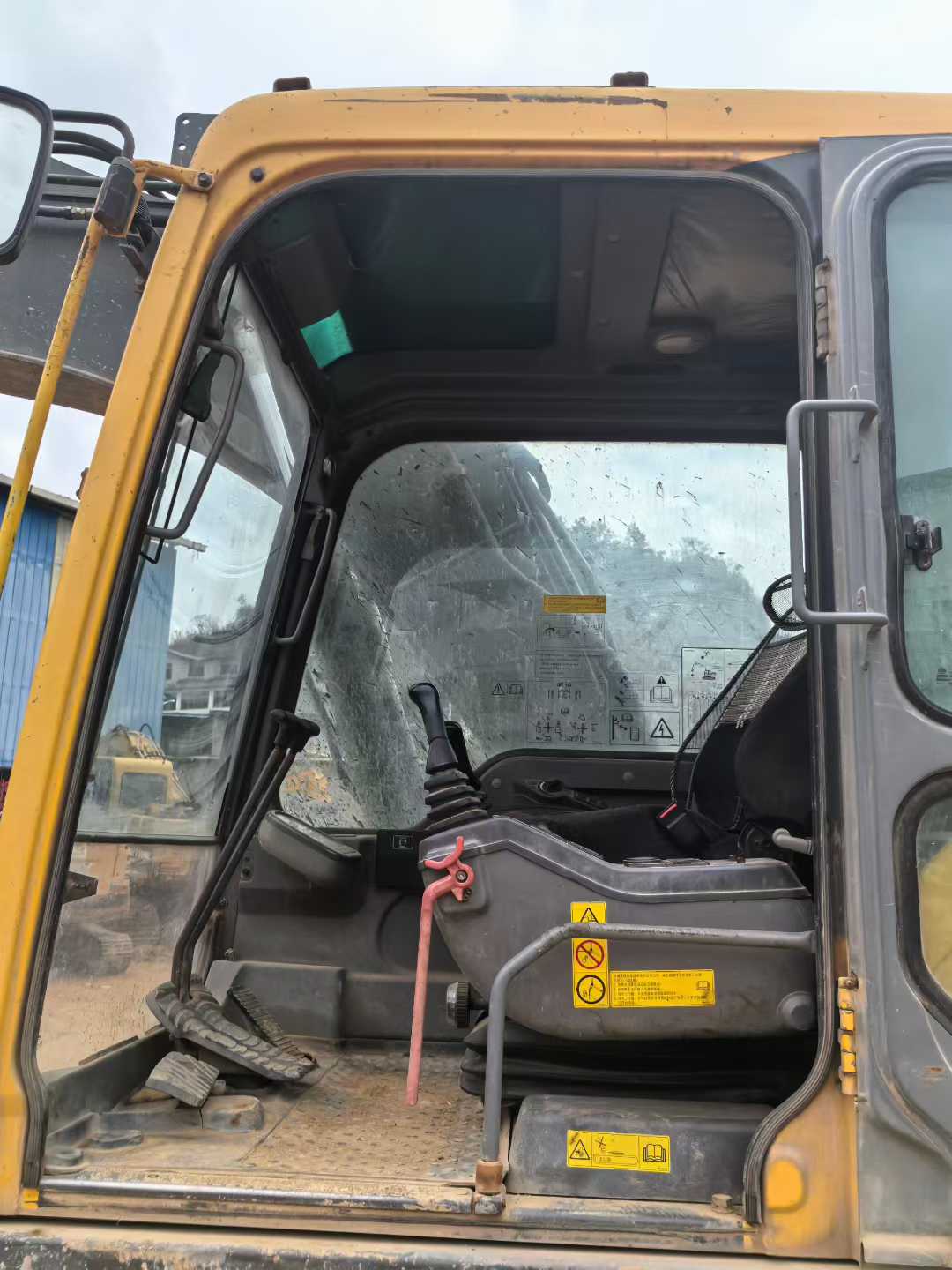 Used Volvo EC140 Excavator 2015 Model / 2