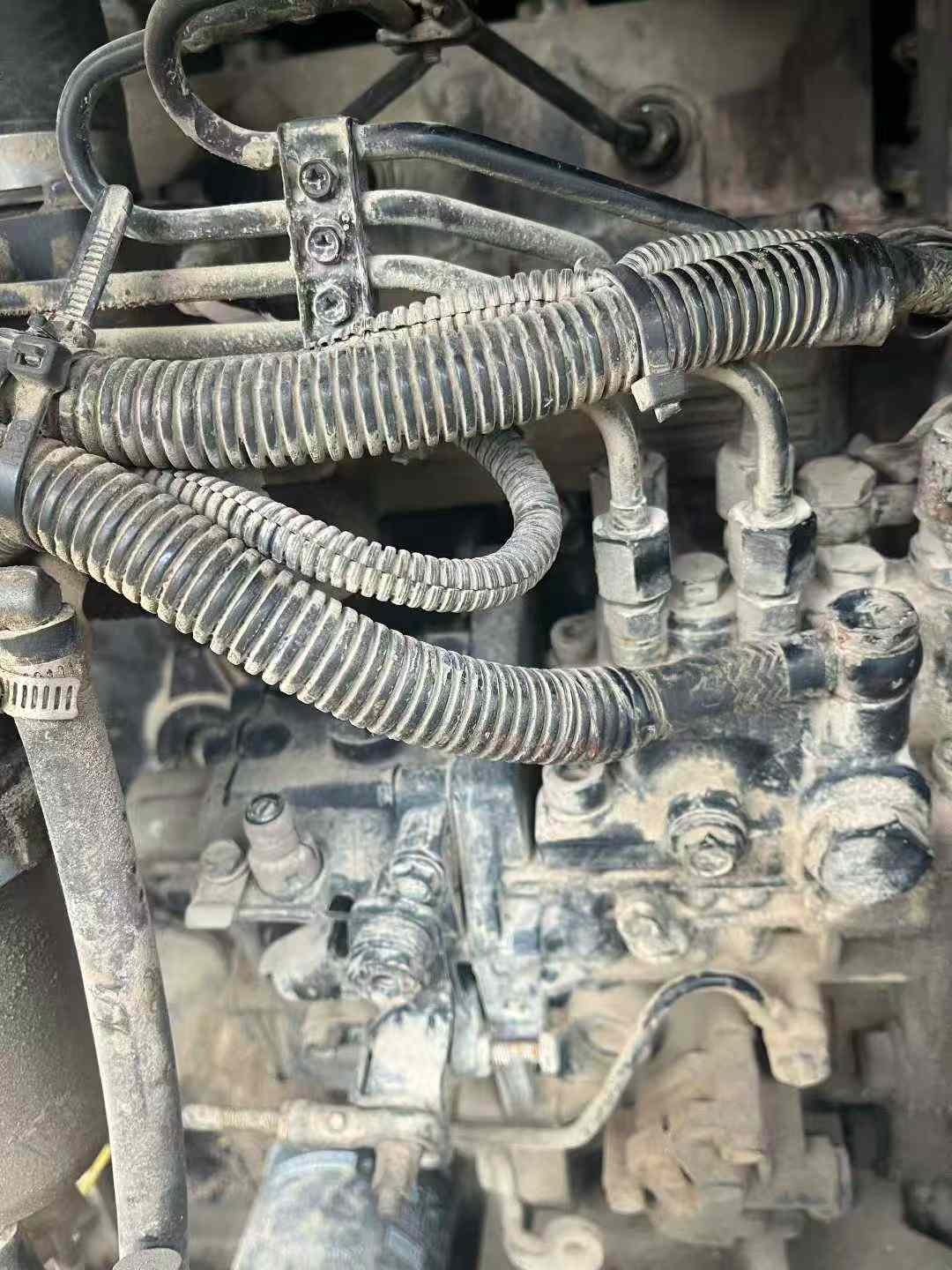 Used Hyundai R55-7 Excavator 2016 Model / 3