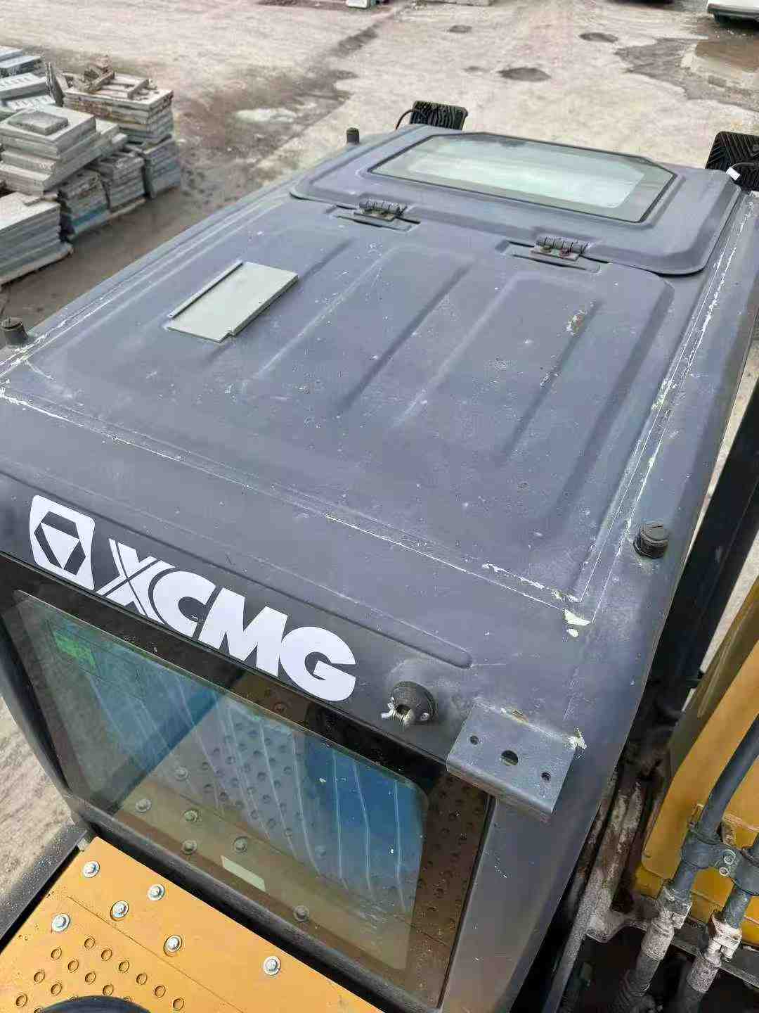 Used XCMG XE270GK Excavator 2020 Model / 5