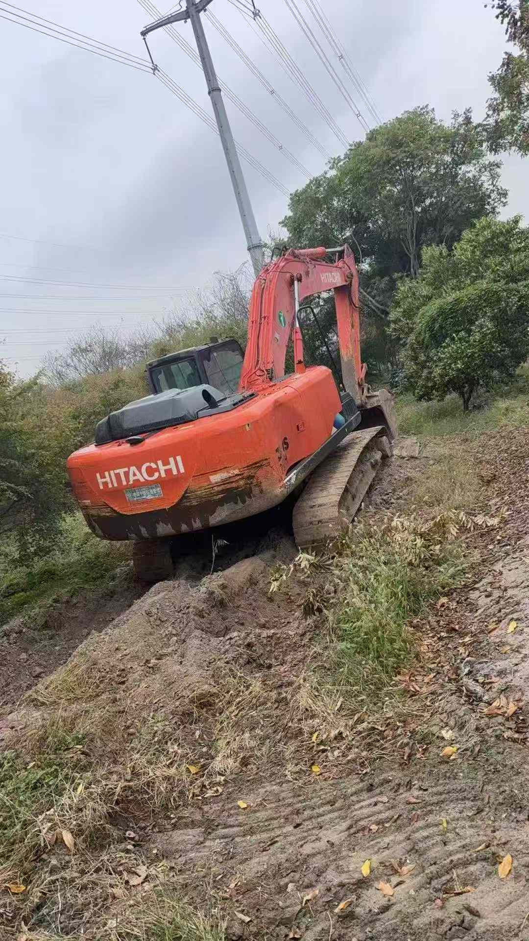Used Hitachi ZX240-5A Excavator 2017 Model / 2