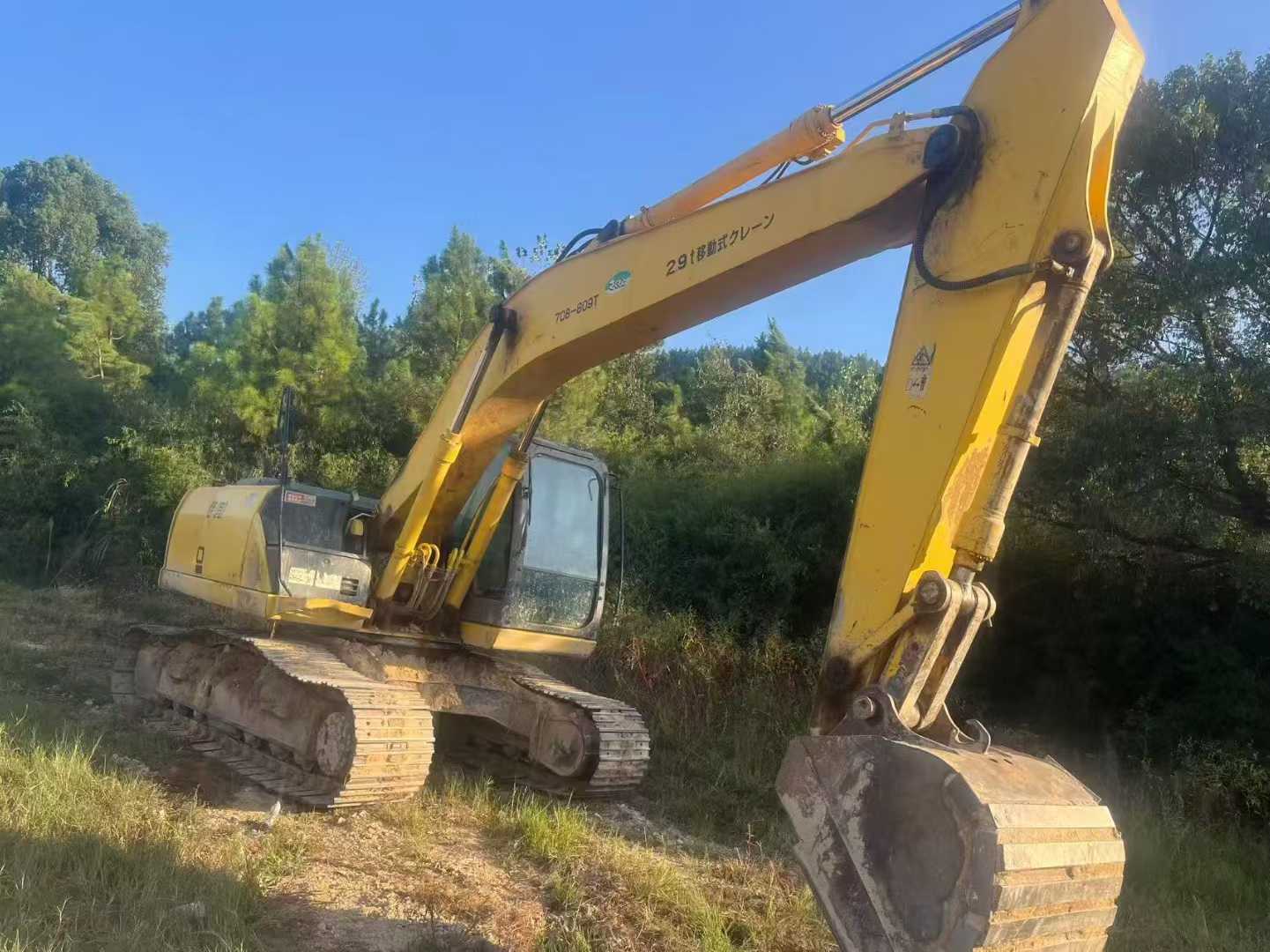 Used Sumitomo SH200A5 Excavator 2013 Model / 2