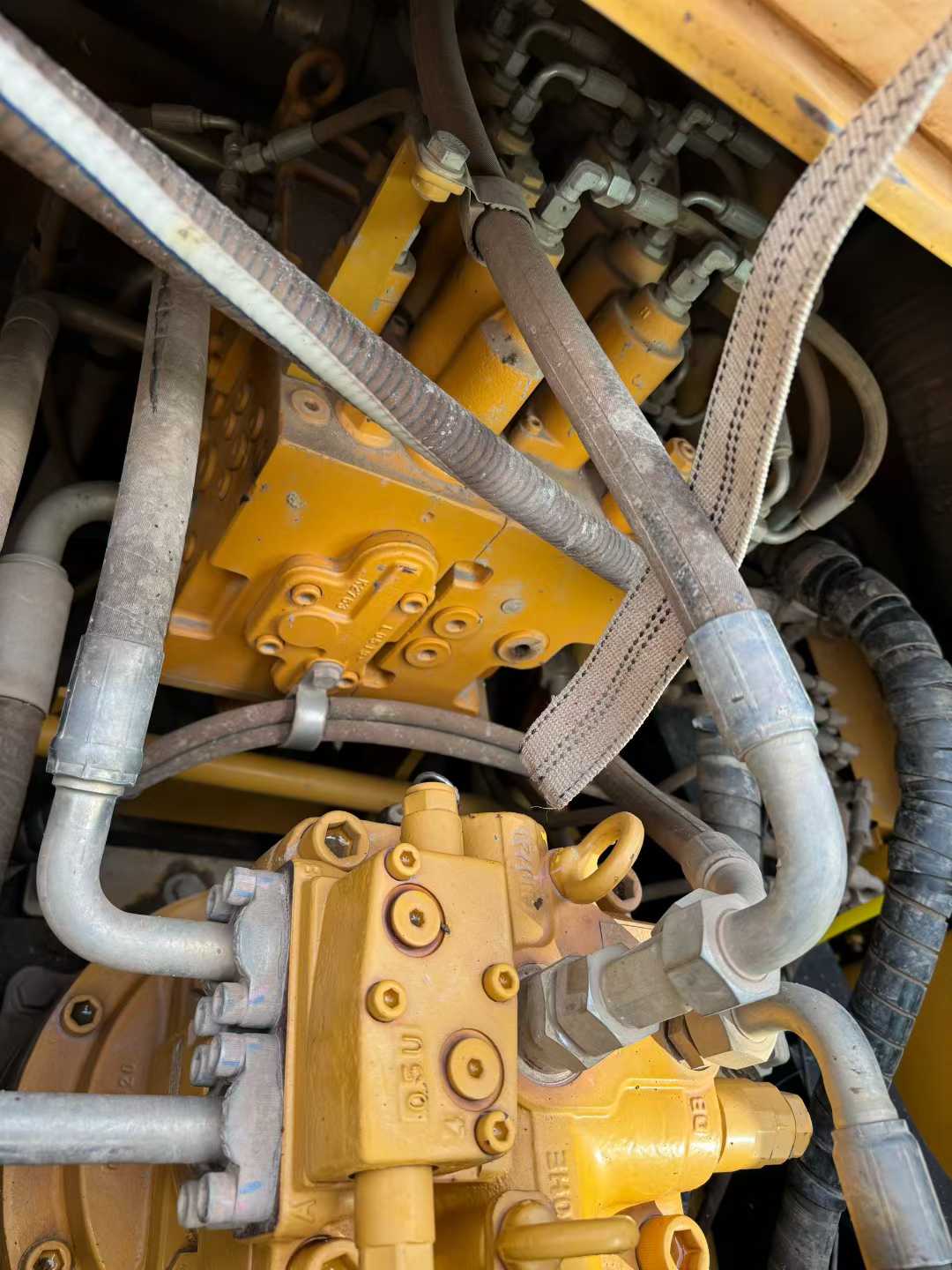 Used Sany SY245H Excavator 2021 Model / 8