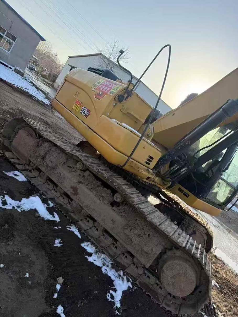 Used Caterpillar 323 Excavator 2021 Model / 9