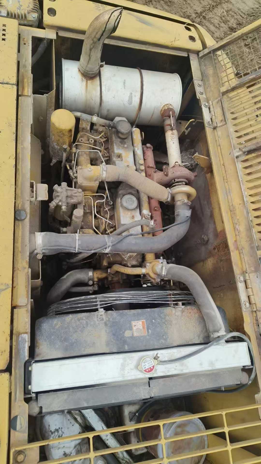 Used Caterpillar 320C Excavator 2016 Model / 3