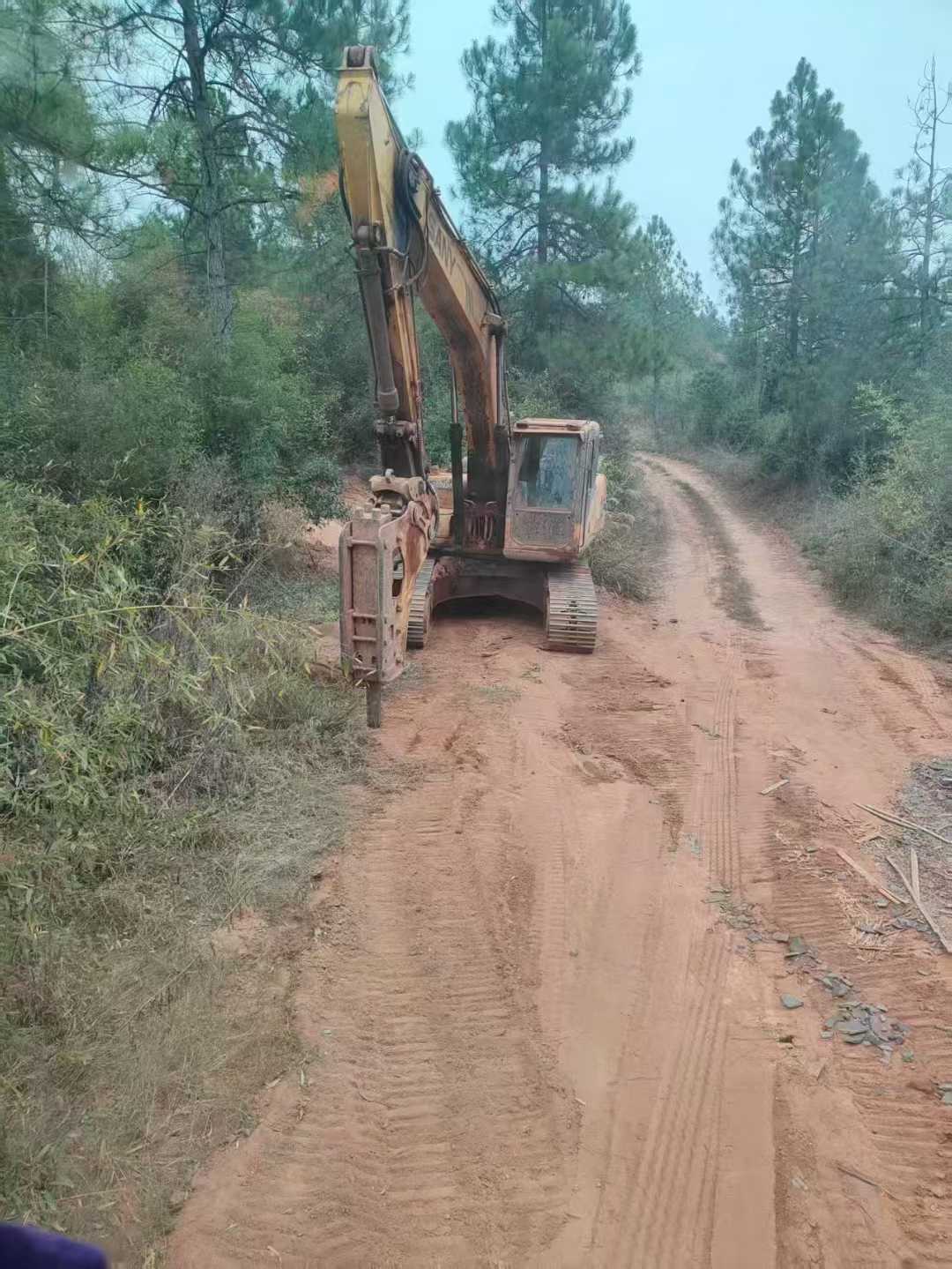 Used Sany SY195C Excavator 2016 Model / 3