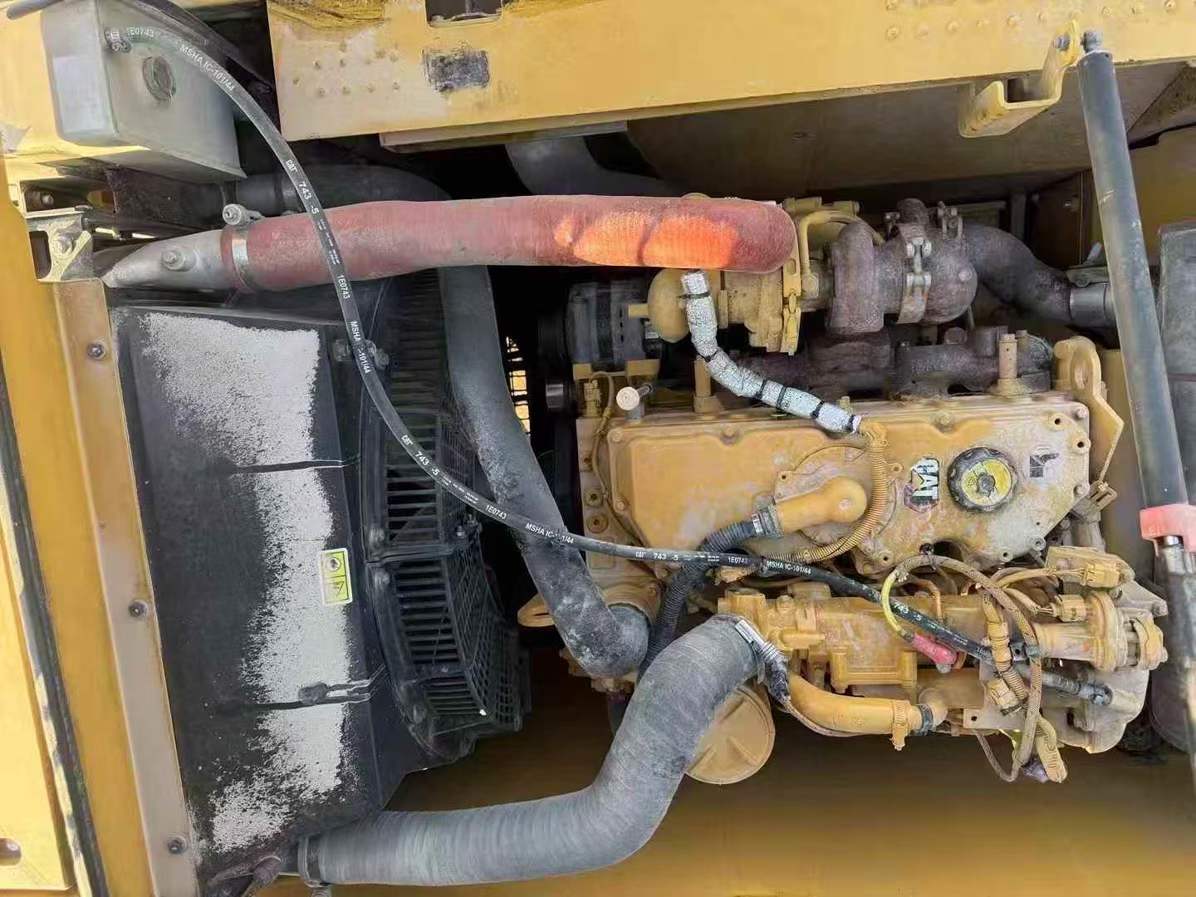 Used Caterpillar 323 Excavator 2021 Model / 5