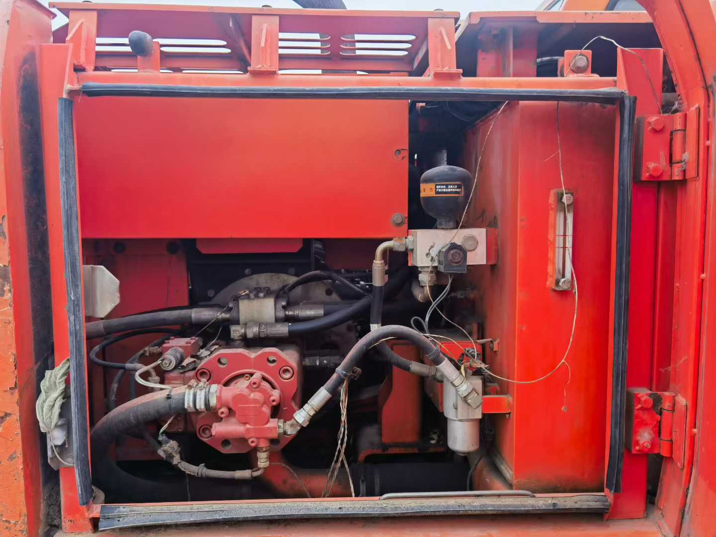 Used Doosan DX15 Excavator 2010 Model / 7